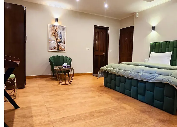 Hotel City Premier - Golf Course Road ,Gurgaon